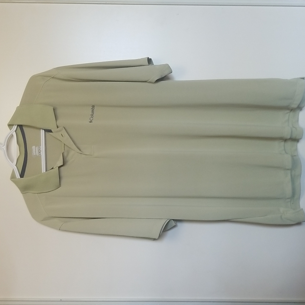 Columbia polo
